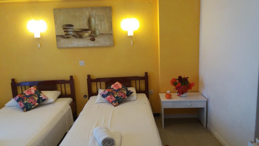 Sol E Mar Sea Side View Guesthouse Perama  Exterior foto