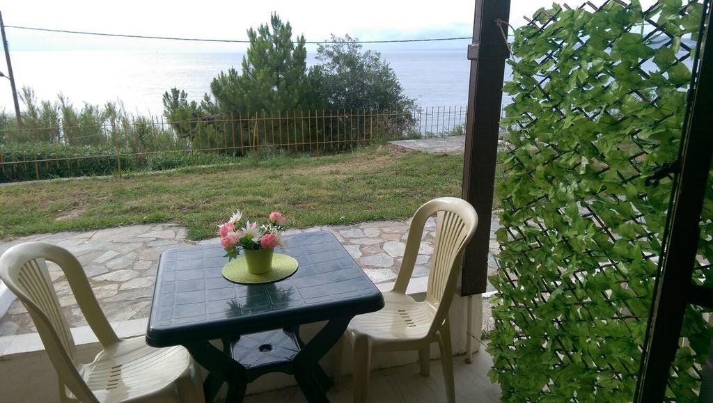 Sol E Mar Sea Side View Guesthouse Perama  Exterior foto